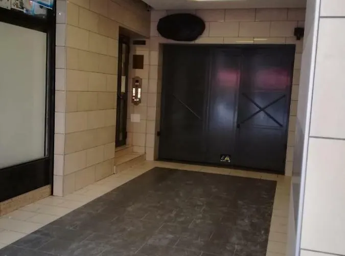 Marconi 22 ゲストハウス 3*